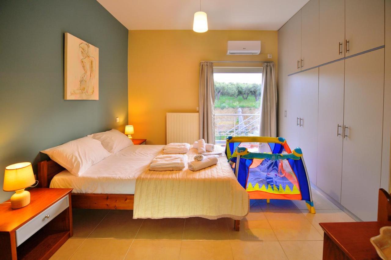 Naiades Summer House I Platanos  Екстер'єр фото