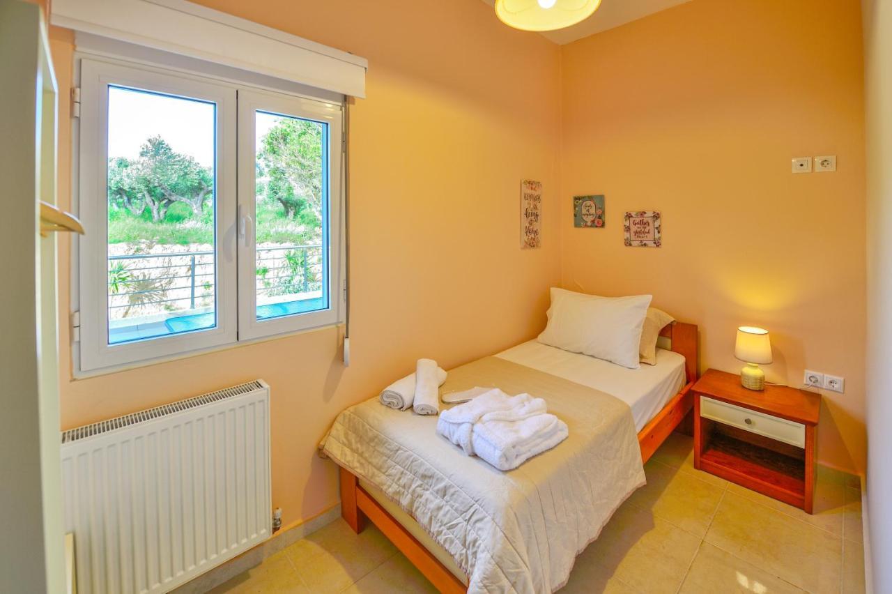 Naiades Summer House I Platanos  Екстер'єр фото
