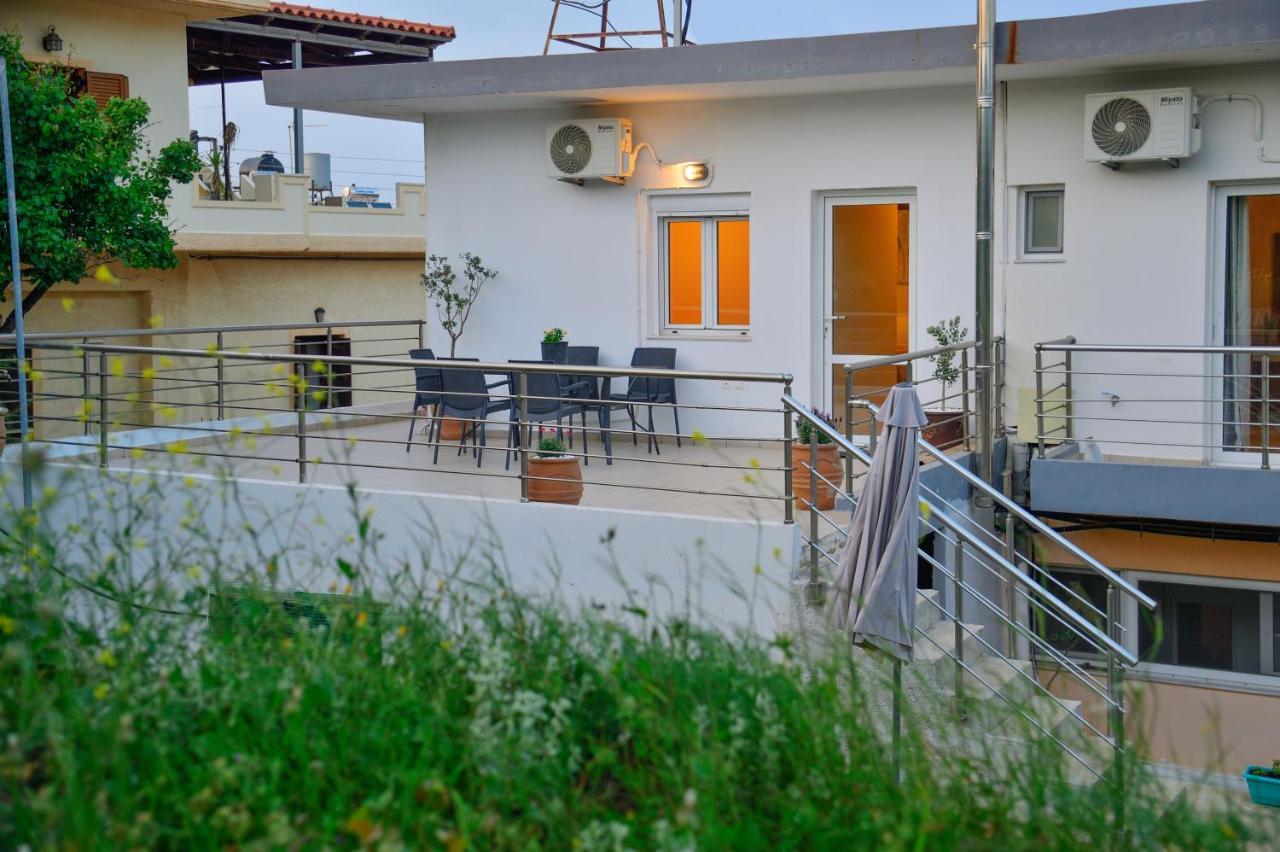 Naiades Summer House I Platanos  Екстер'єр фото
